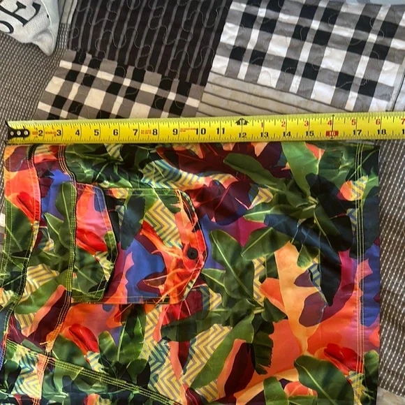 Saxx swim shorts Colorful Leaf Pattern Swim Shorts - Picture 7 of 8